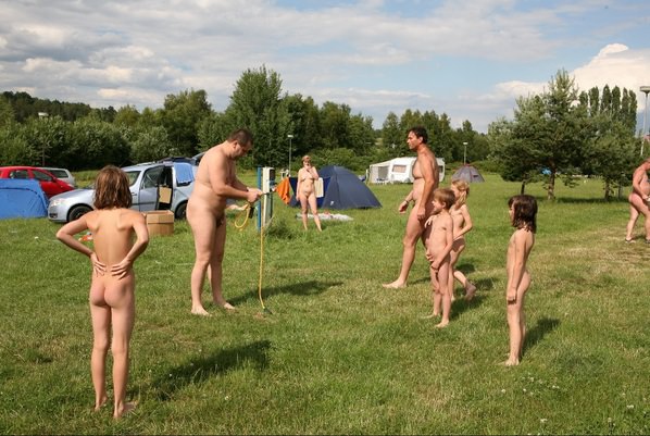 FKK in der natur foto (set 33) FKK in der natur foto (set 33)